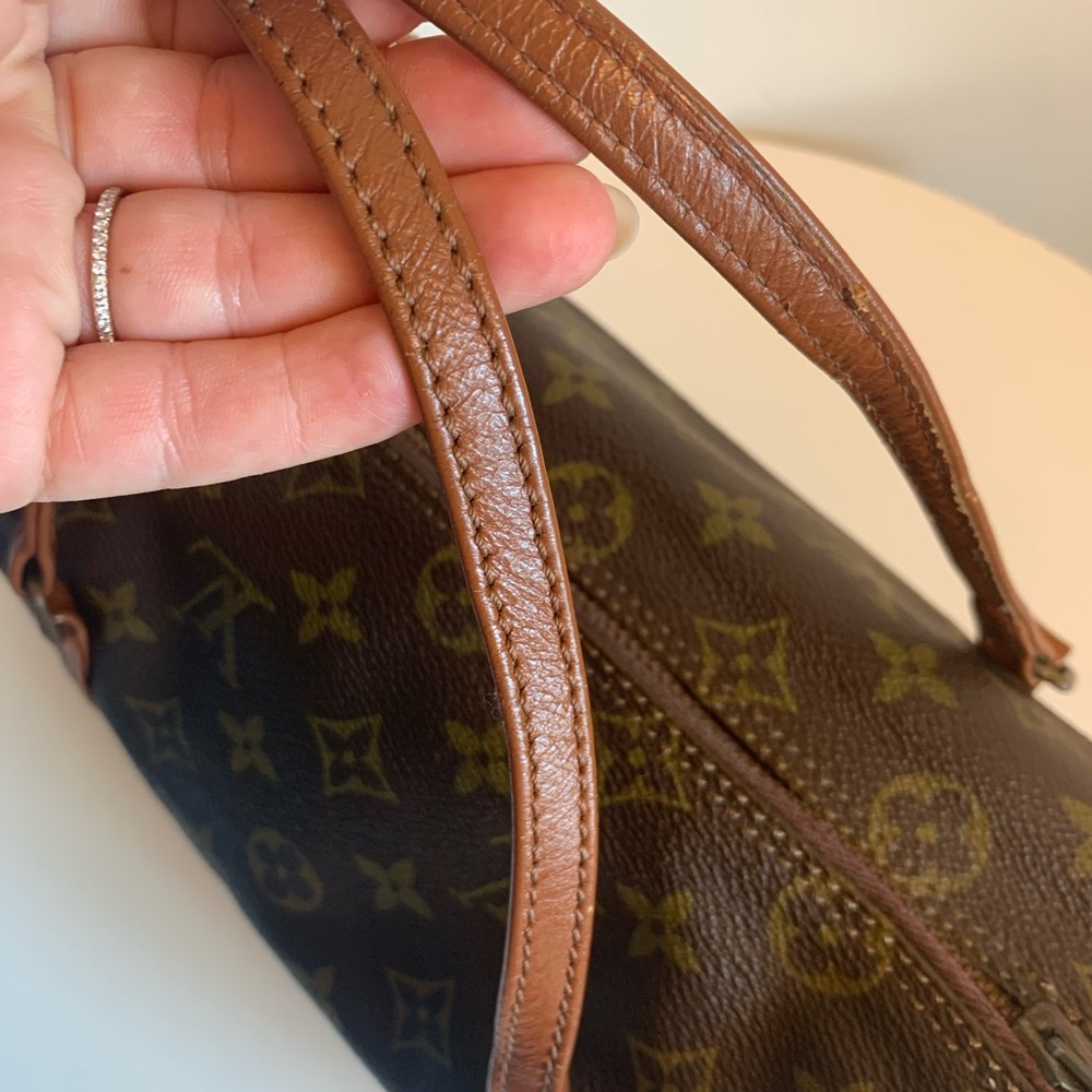 Louis Vuitton Vintage (Old Model) Papillon 26 bag - Picture 6 of 15